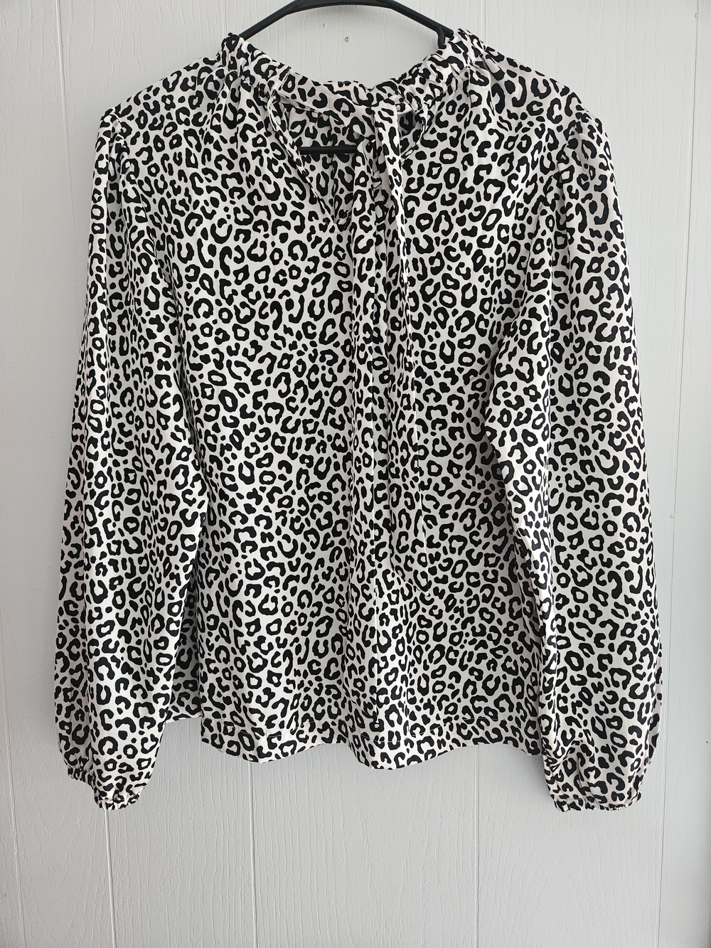 Ann Taylor Black and White Leopard Print Top